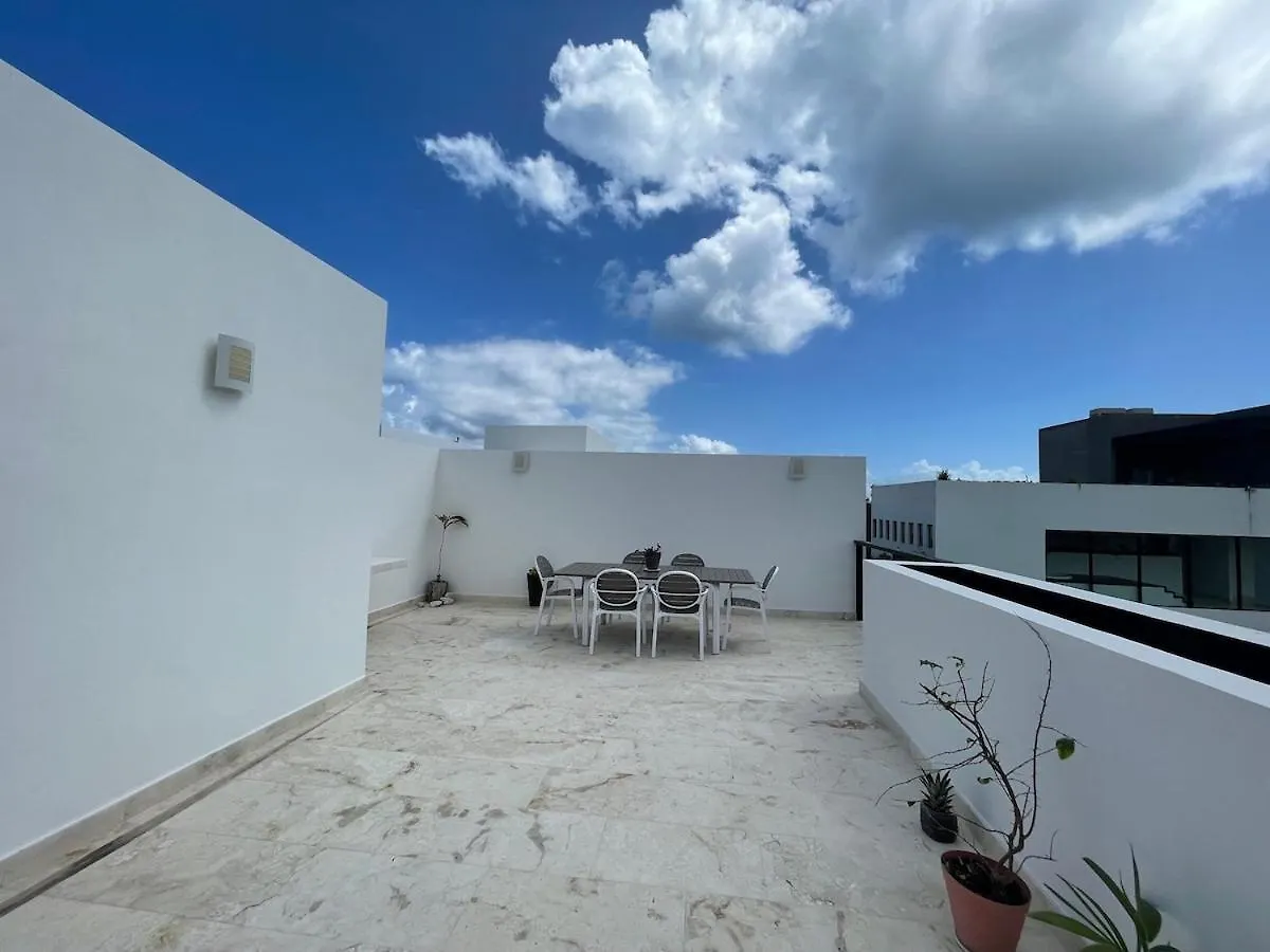 ChacalalUpscale 2Br Penthouse With Watergolf Viewアパートメント アパート Chacalal